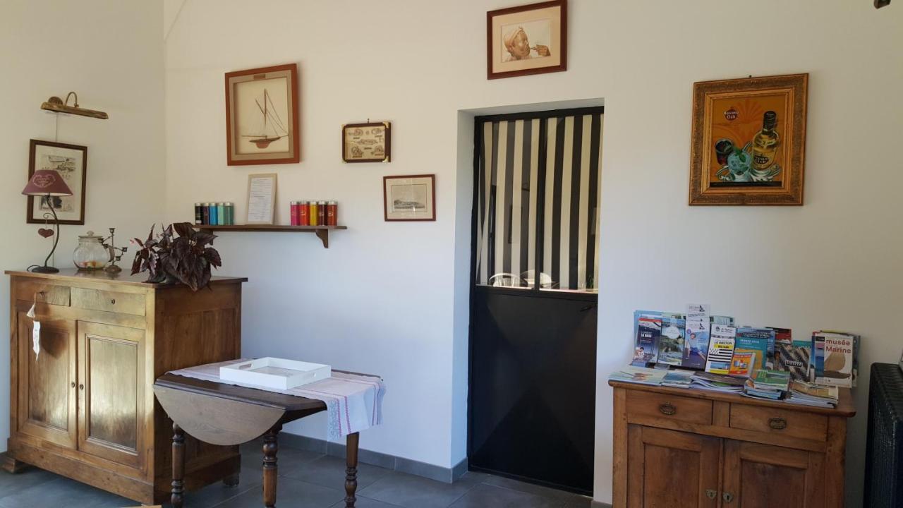 Hotel L'Arbre Voyageur Locoal-Mendon Zewnętrze zdjęcie